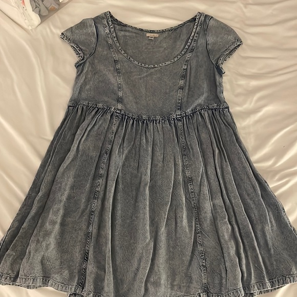 Ecote Urban Outfitters Flowy Cotton Denim Print Flowy Babydoll Dress - Picture 2 of 7